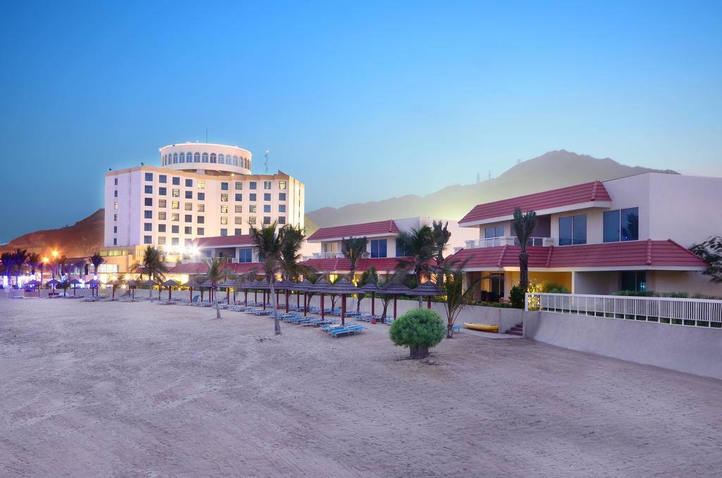 Oceanic Khorfakkan Resort & Spa Khor Fakkan Chambre photo