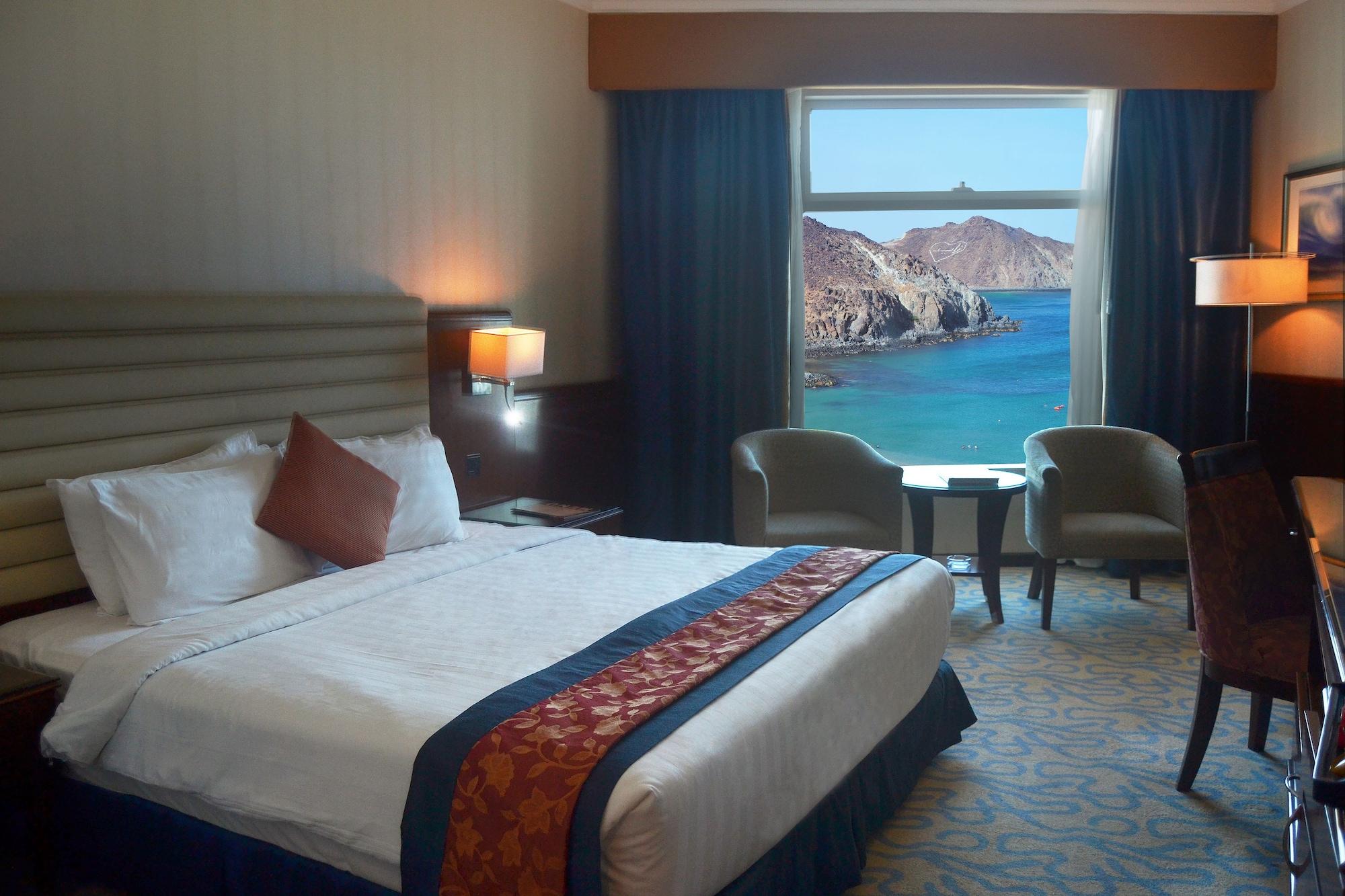 Oceanic Khorfakkan Resort & Spa Khor Fakkan Extérieur photo