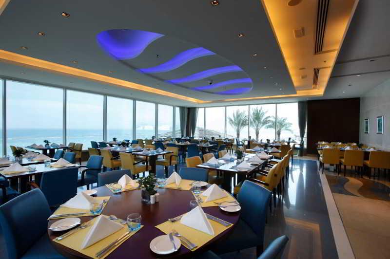 Oceanic Khorfakkan Resort & Spa Khor Fakkan Extérieur photo
