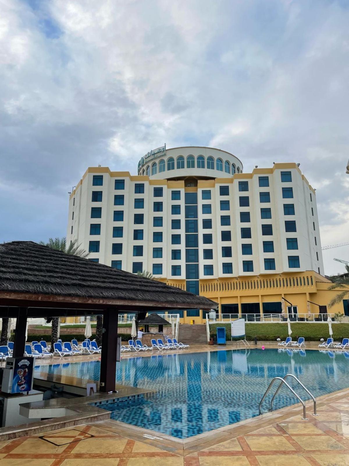 Oceanic Khorfakkan Resort & Spa Khor Fakkan Extérieur photo