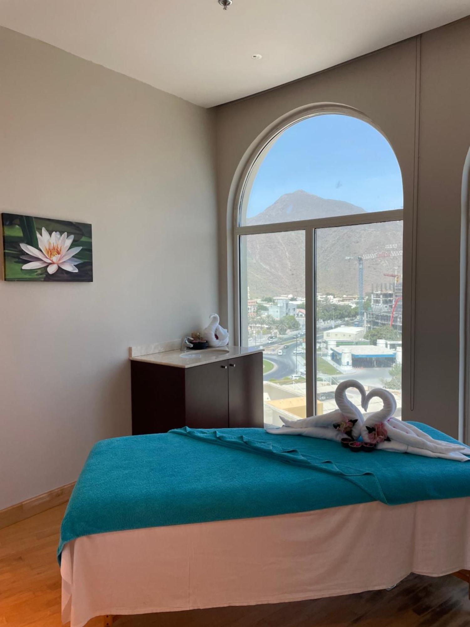 Oceanic Khorfakkan Resort & Spa Khor Fakkan Extérieur photo