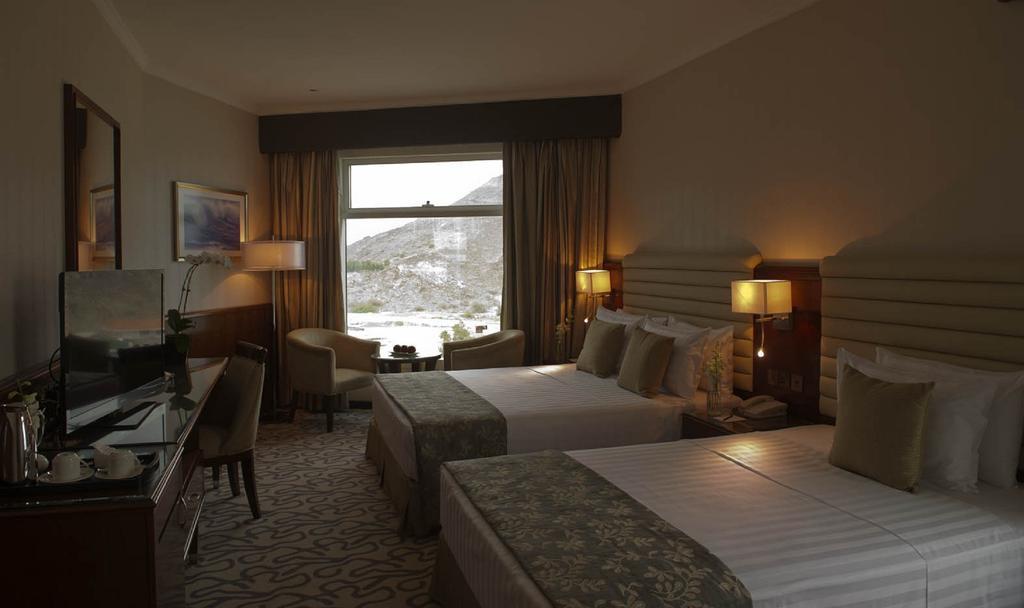 Oceanic Khorfakkan Resort & Spa Khor Fakkan Extérieur photo