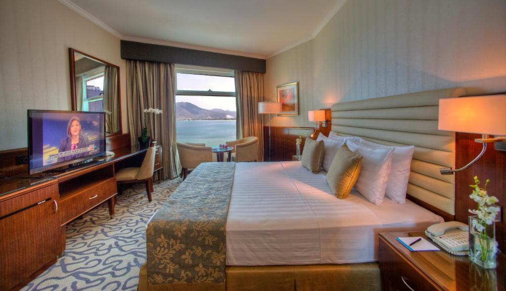 Oceanic Khorfakkan Resort & Spa Khor Fakkan Extérieur photo