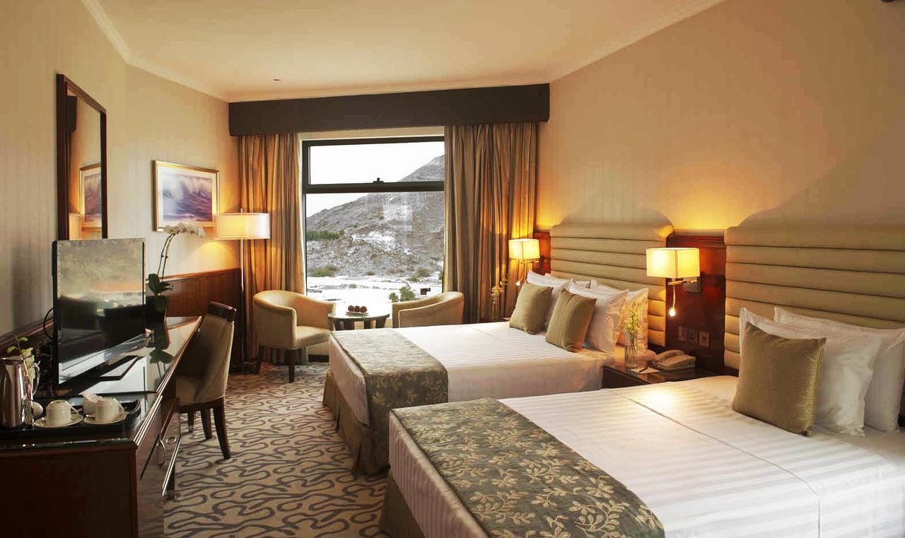 Oceanic Khorfakkan Resort & Spa Khor Fakkan Extérieur photo